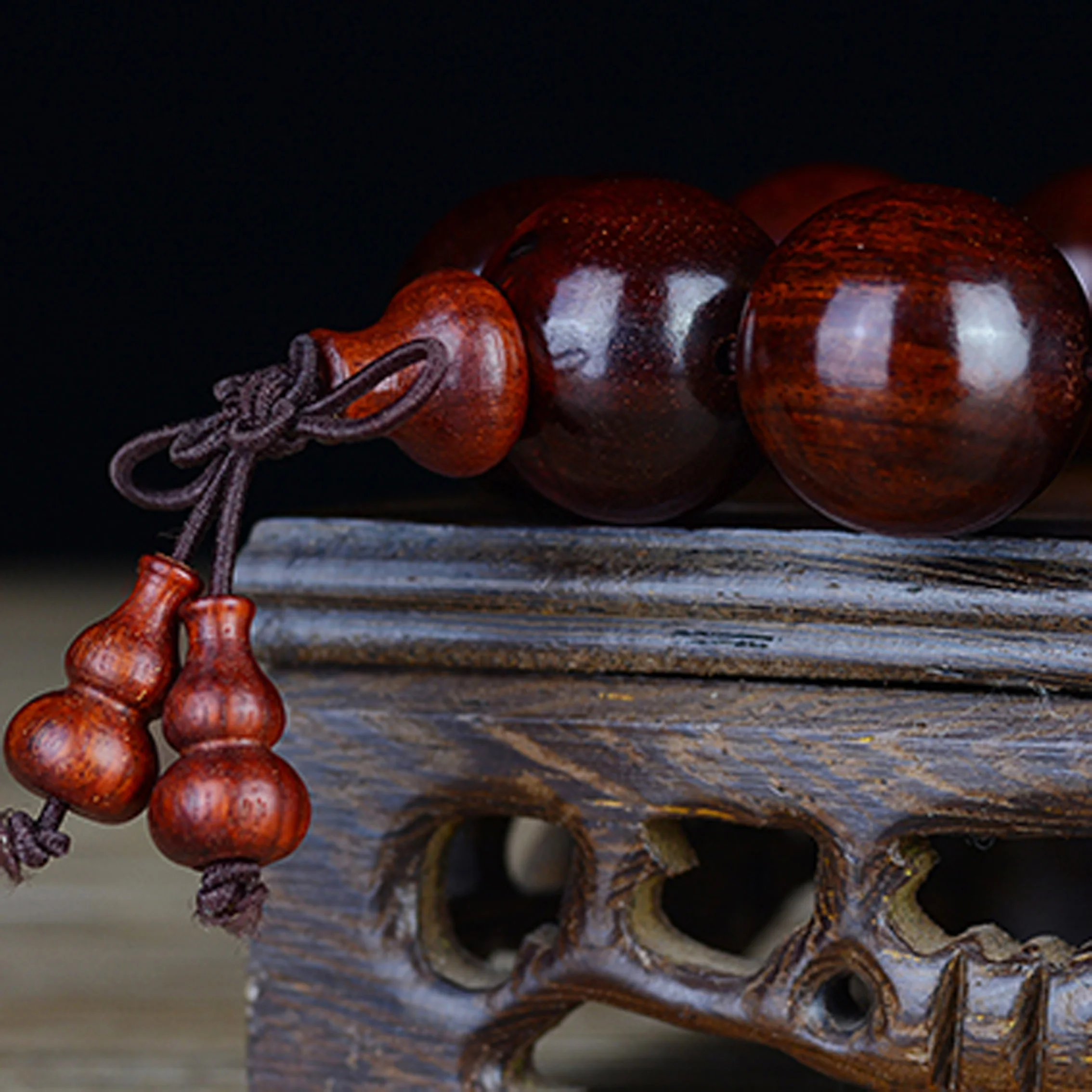 Natural African Lobular Red Sandalwood Tibetan Buddhist Scriptures Large Beads Bracelet Rosary