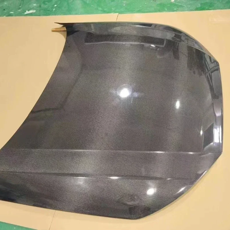 

Factory wholesale suitableFOR A4B9 modified hole carbon fiber cover A4L RS4S4 hood single double-sided