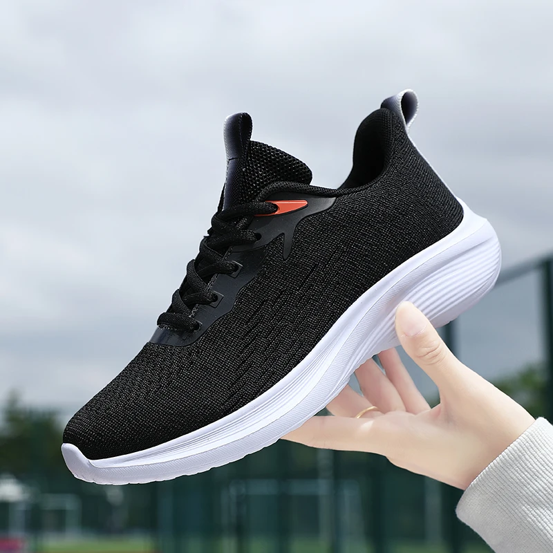 

Flat Lightweight Jogging Shoes Ladies Fly Weaving Breathable Size 35-41 Running Shoes Women Comfortable Casual Sneakers Non-Slip