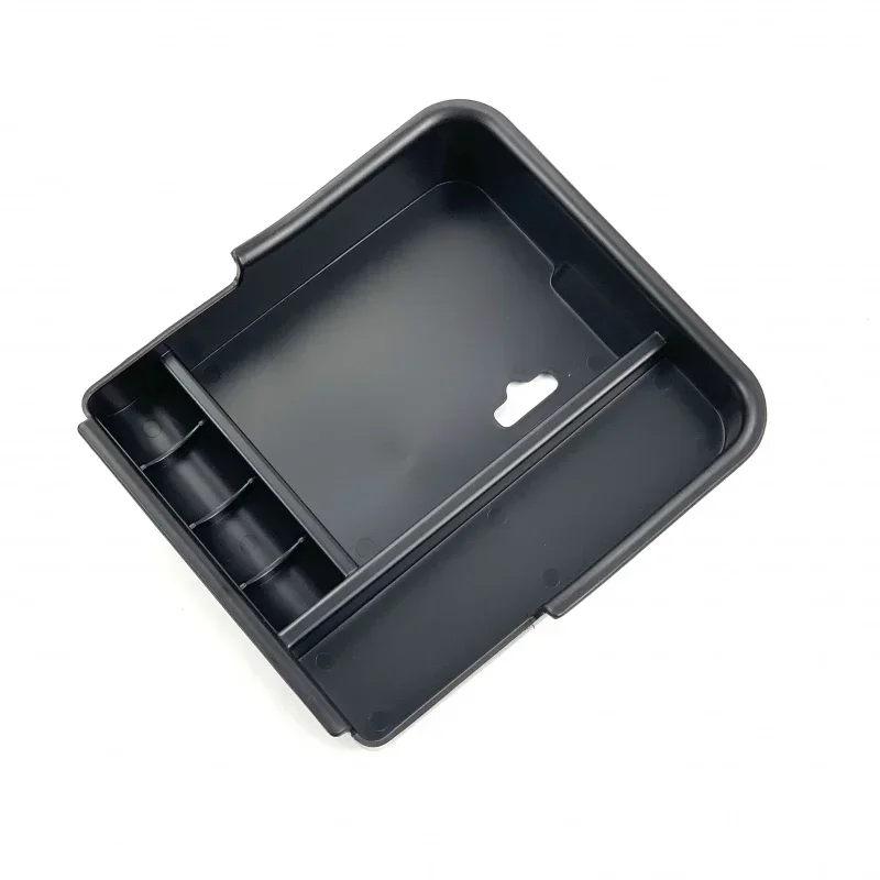 كونسول لينجن سيسانيا سارونج تانجان صينية ، بيميجانج ، موبيل بنيمبان ، بوسات سانداران ، 1 ، من من من من ؟