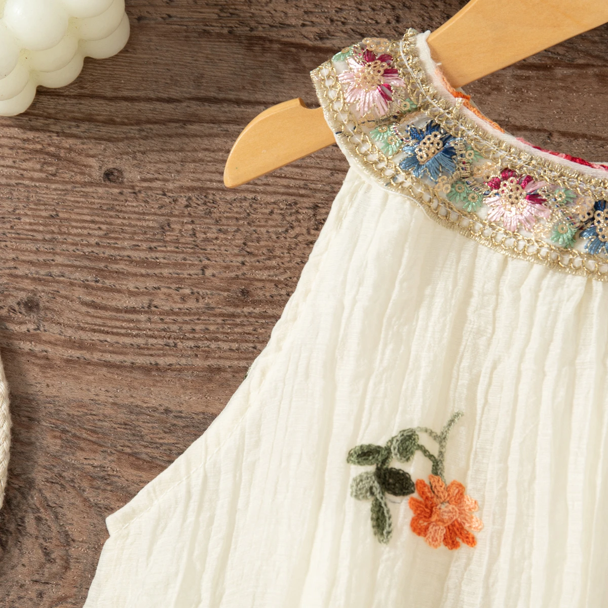 (0-4 Year Old Baby Girl Dress) Summer New Colorful Flower Embroidery Vacation Casual Style Children\'S Sleeveless Clothes