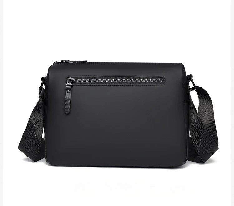 The New Men's Crossbody Bag Is Simple, Fashionable and Versatile. It Is A Multi-functional Waterproof Large-capacity Chest Bag