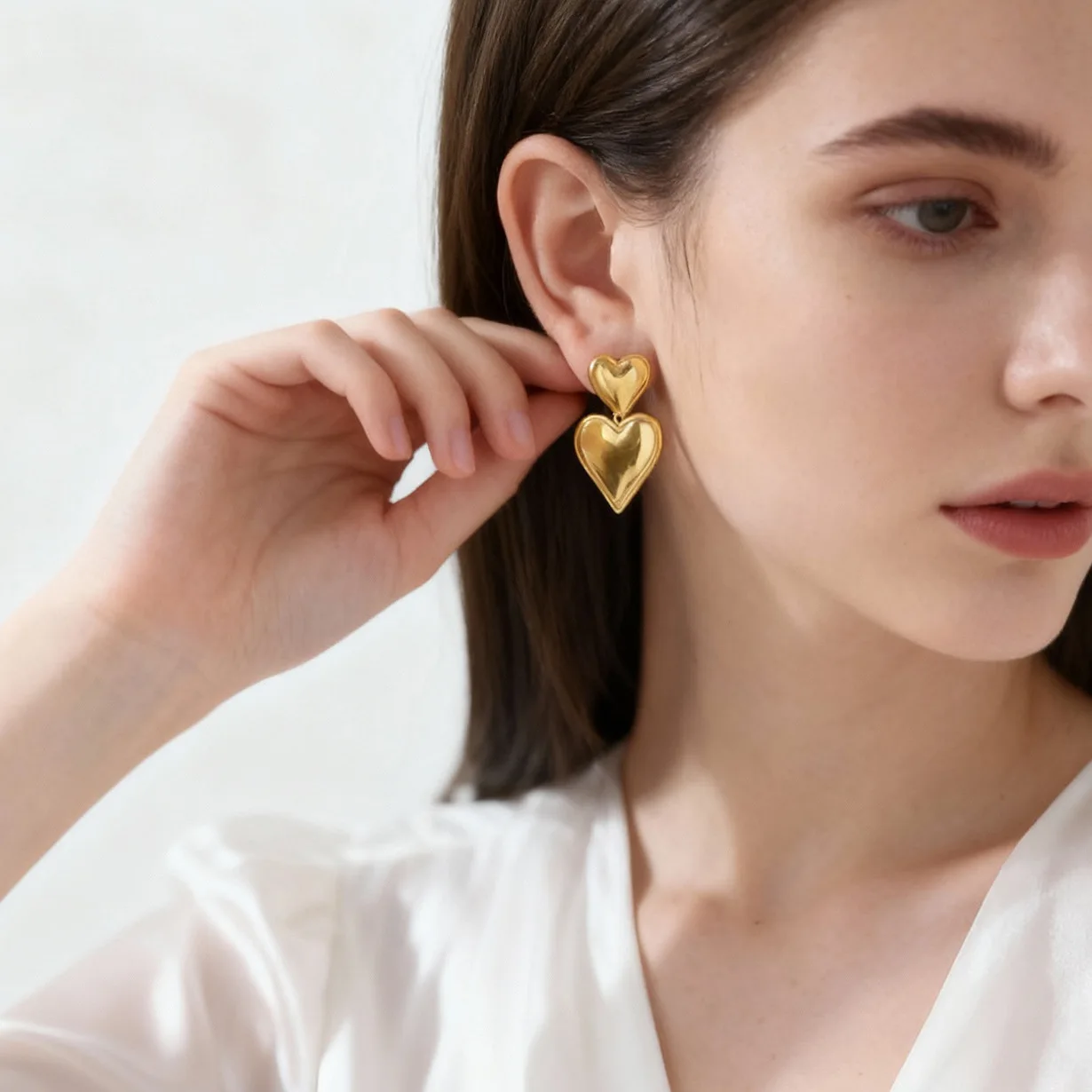 

Drop Dangle Earrings, Heart Pendant 18K Gold Plated Colorfast, Stainless Steel Mirror Polished Light Luxury Jewelry for Women