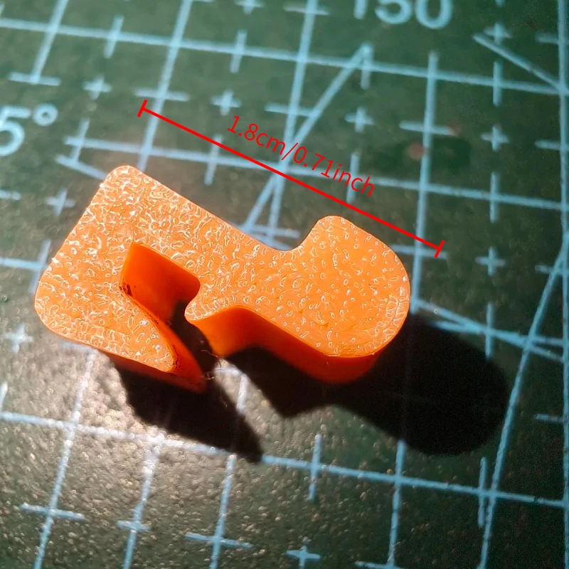 4pcs Pipe Fixing Brackets, Spray Can Hose Clamps, 3D Printed Snap-On Tubular Storage Brackets, Suitable for 6.76Oz Gas Canisters