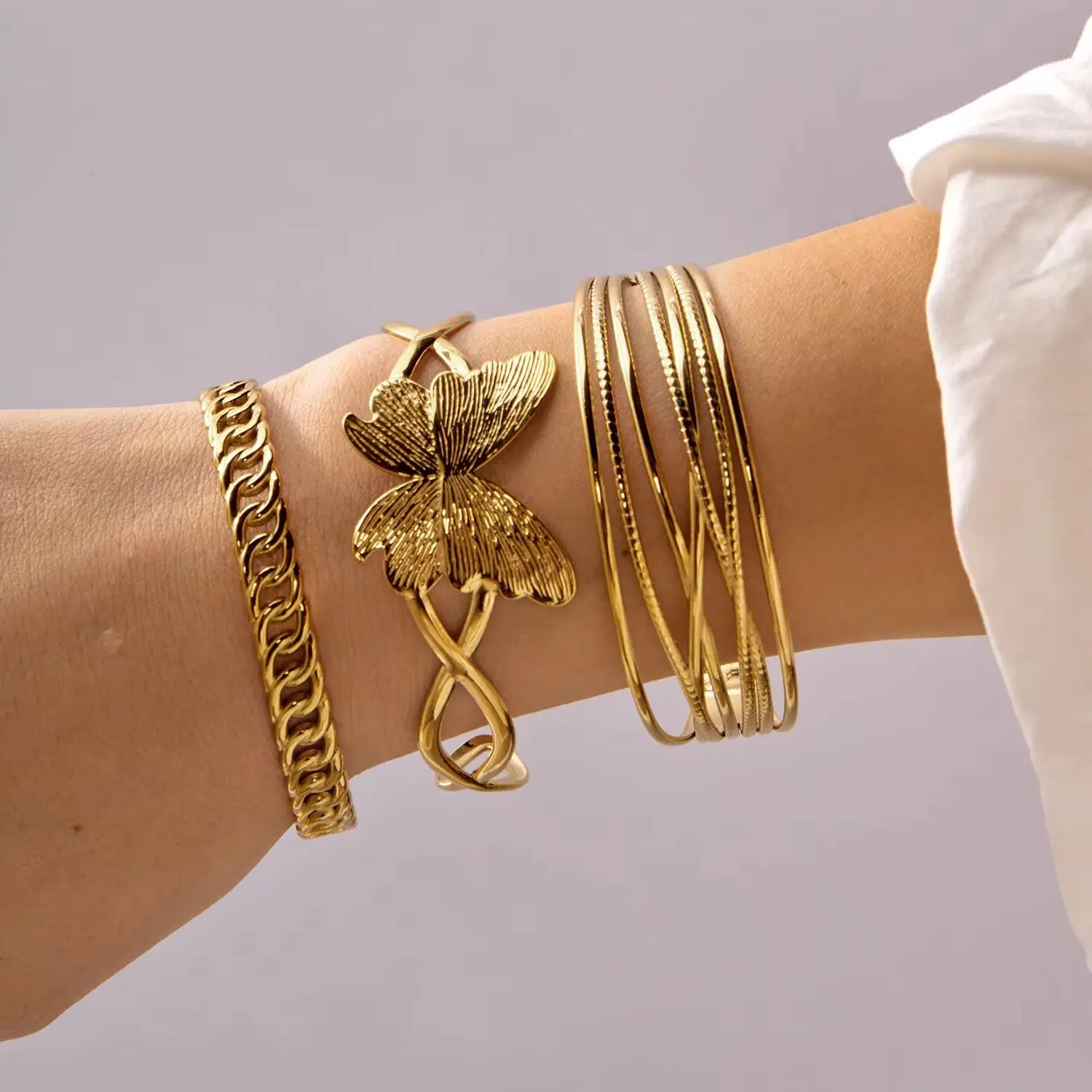 Design Sense Butterfly Open Cuff Bracelet for Women Gold Color Hollow Cross Line Geometric Bangle Friendship Jewelry Gifts