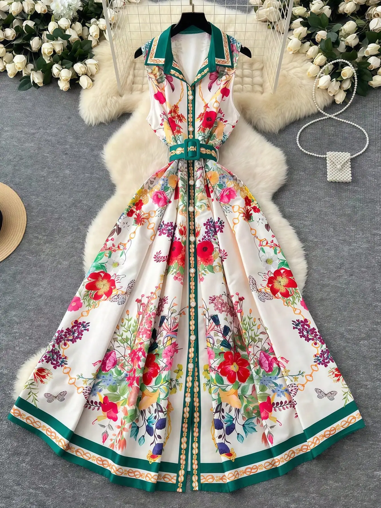 

Платье А-силуэта без рукавов с цветочным принтом и воротником-рубашкой для женщин