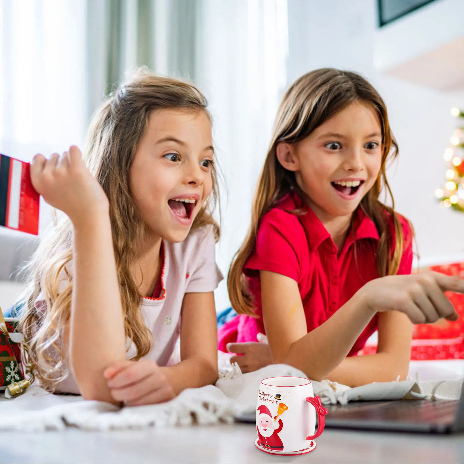 

8Pcs Christmas Felt Coasters Nonslip Heat Resistant Cup Pads for Home Office Decor Xmas Dining Table Cup Coasters