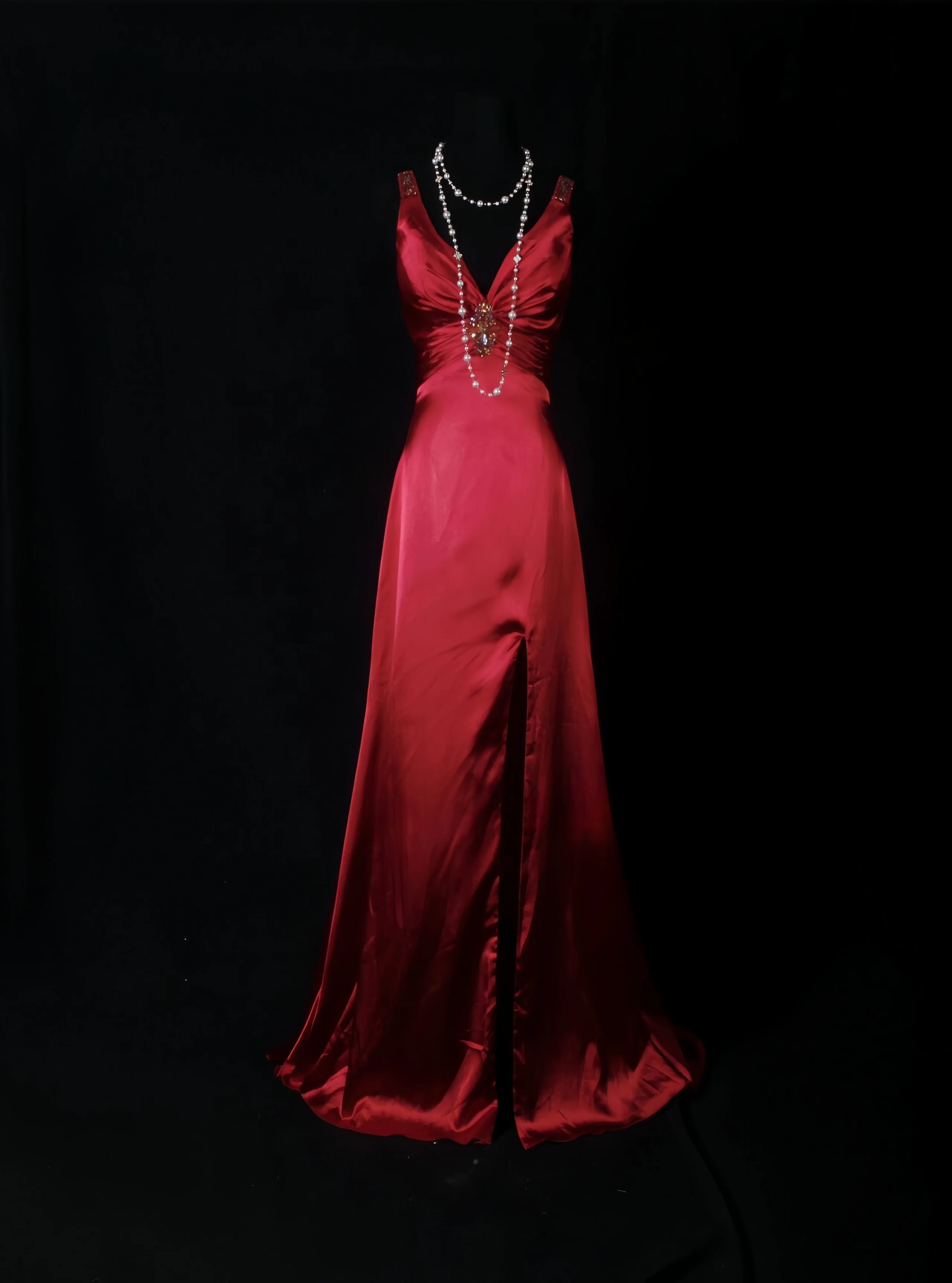 

Gorgeous Burgundy Prom Dress A-Line Satin Side Slit Sleeveless V-Neck Sexy Open Back With Crystal Special Occasion Banquet Dress