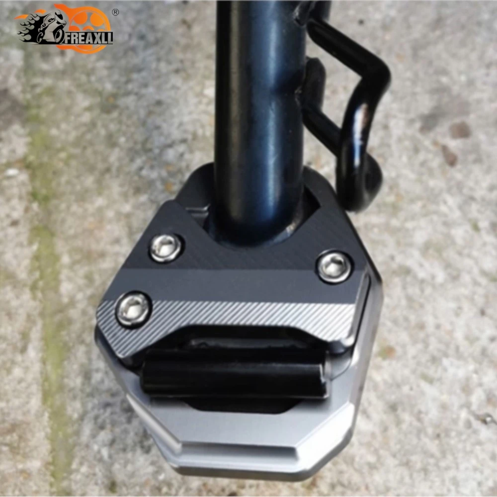 For SYM CRUISYM 300 GTS 300i Joymaxz300 GTS300 CRUISYM300 GTS300i Joymax Z300 Kickstand Enlarge Extension Side Stand Enlarger