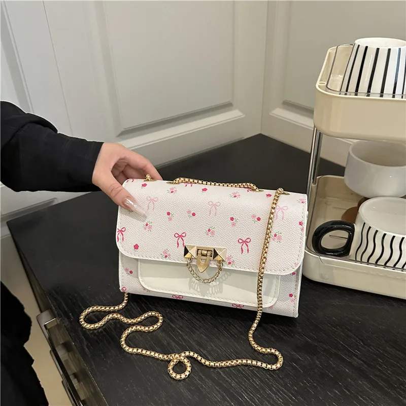 

Элегантная сумка через плечо Cherry Blossom, новинка 2023 года для женщин, легкая сумка через плечо с ремешком-цепочкой, модная для всех случаев