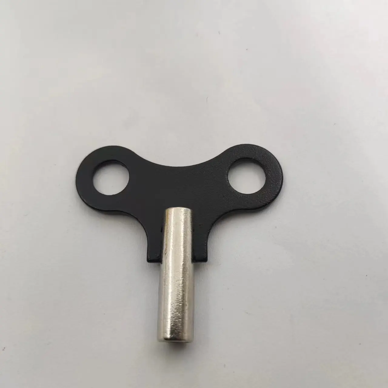 Klokaccessoires, wandklok, vloerklok, wekker, sleutelonderdelen, drie vijf opwindsleutels, drie vijf opening