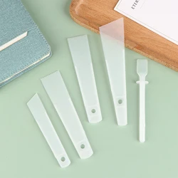 5Pc/Set 15mm 20mm 30mm 40mm White Plastic Gumming Board Smear Glue Scraper Handmade Carving Stitching Sewing Leather Craft Tool