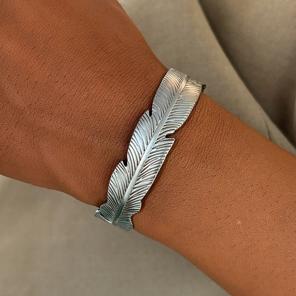 Stainless Steel New Retro Feather Open Bangle Couple Models Simple Fashion Senior Sense Adjustable Bangle Jewelry Accessories