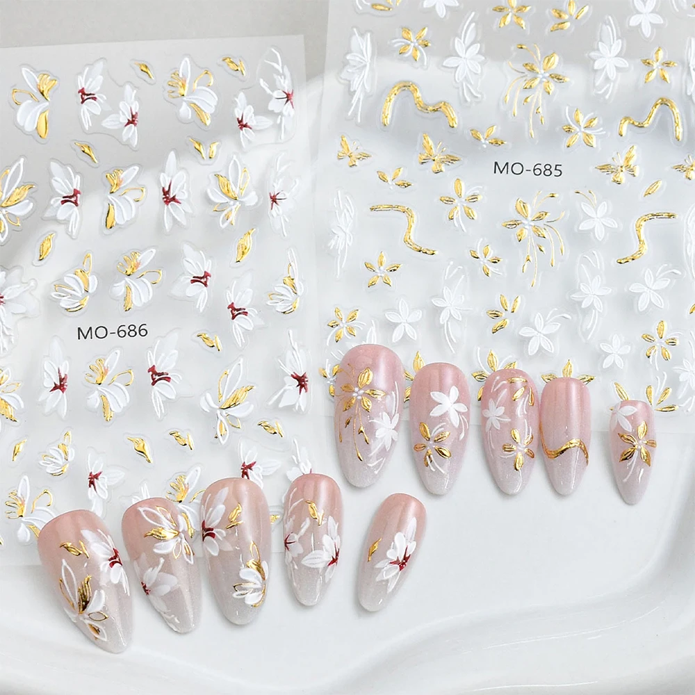 1 Stuks 5D Reliëf Wit & Goud Bloem Nail Stickers Gouden Lijnen Sakura Bloemblaadjes Zelfklevende Nail Decals Retro bloemen Manicure Slider