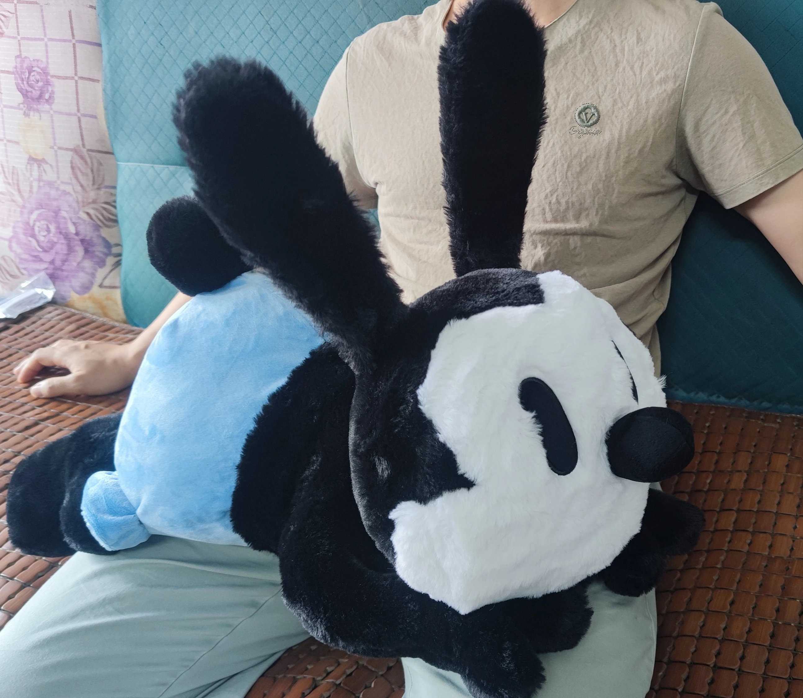 large-disney-oswald-the-lucky-rabbit-plush-toy-doll-23-pillow-gift