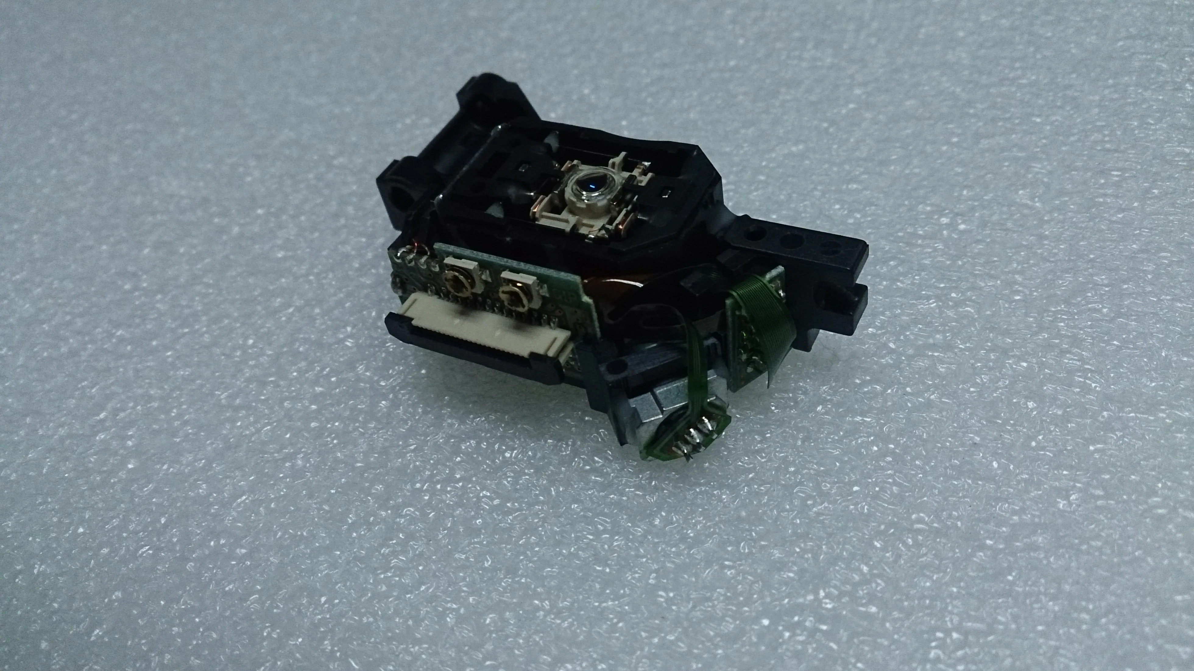 

Replacement for DCD-1500AE DCD-1650AE DCD-2000AE Radio Player Optical Pick-ups Laser Lens Head Bloc Optique