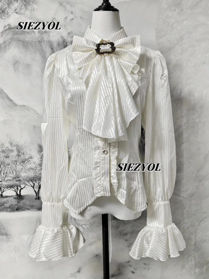 Versatile Slimming Shirt Spring Autumn New Court British Style Shorts Set Retro Horn Long Sleeve Solid Color Tops for women