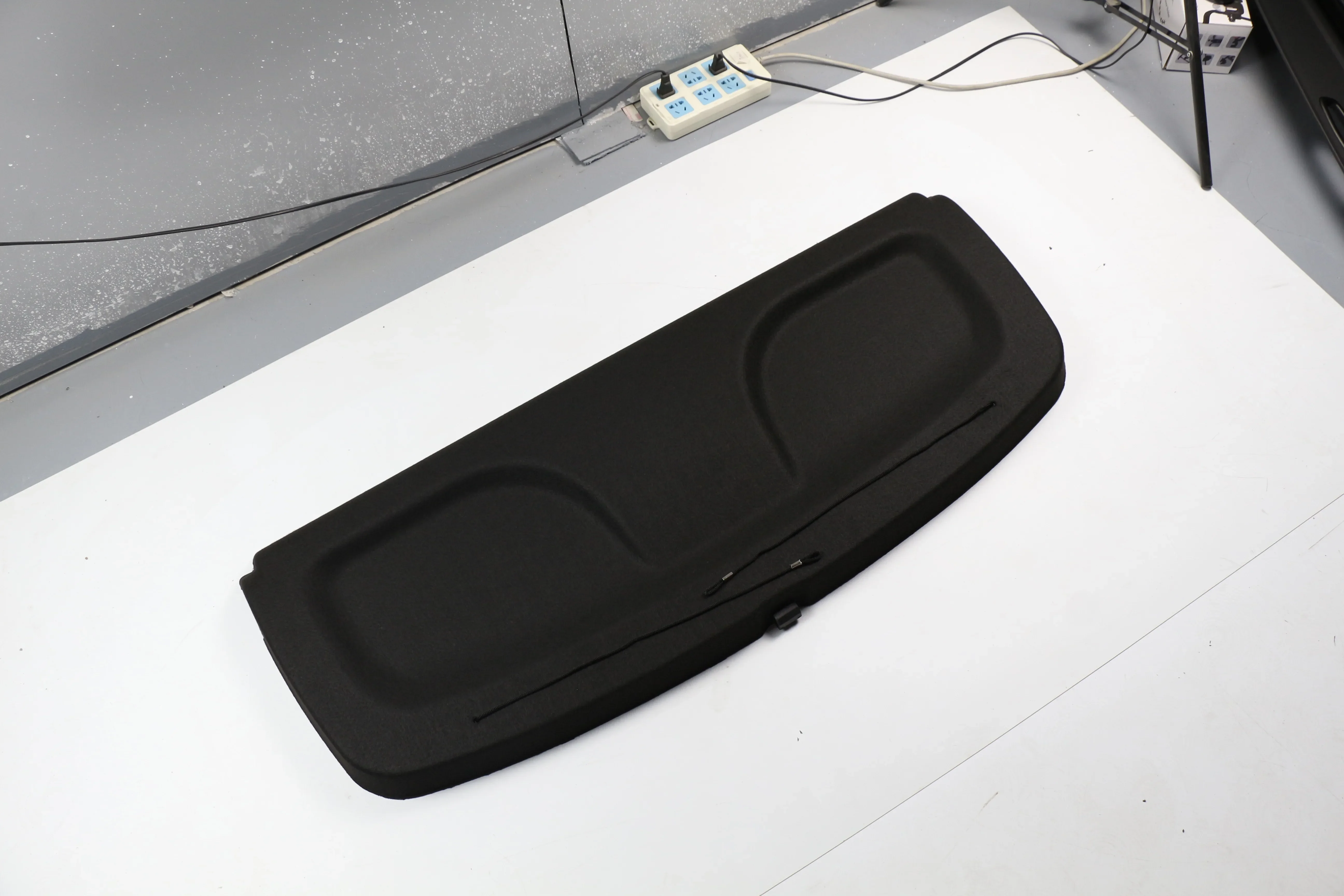 OEM ODM Car Accessories Interior Decorative Cargo Cover for Toyota Yaris 12-17