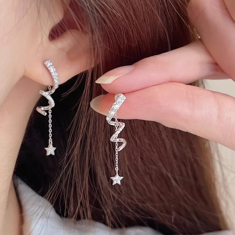 Light Luxury S-Curve Tassel Star Design Earrings For Women Crystal Zircon Snowflake Elk Asymmetrical Earring Girl Party Jewelry