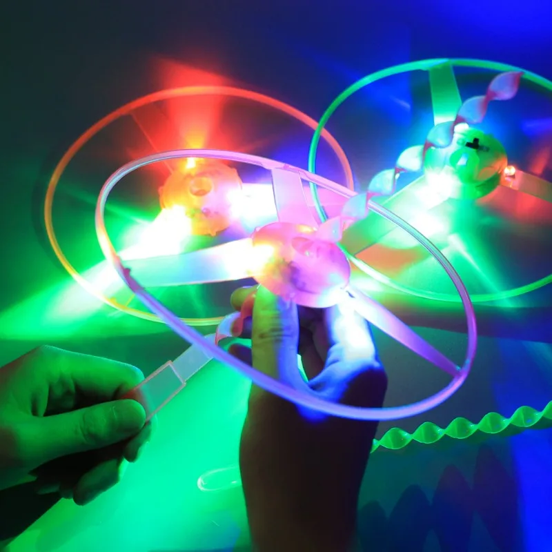 LED Light Up Bamboo Dragonfly Flying Saucer Toy Luminous Flying Helicopter Disc Outdoor Night Play Toys for Kids Party Gifts