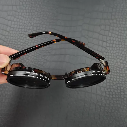 Imagen 1 del producto Nuevas gafas de sol ajustables con montura ámbar redonda Retro, gafas polarizadas con filtro para pesca al aire libre, gafas de sol con protección solar UV Unisex