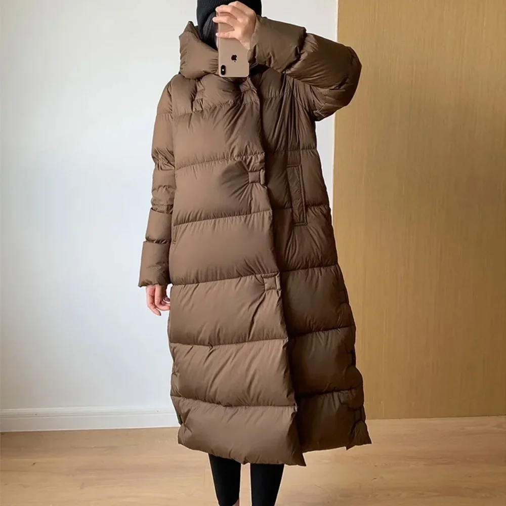 2024 Oversized Women\'s Down Jacket Long Hooded New Fashion Lightweight Warm 90% White Duck Down Coats Winter Overcoat