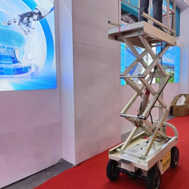 

Chicken coop electric observation vehicle lifting epidemic prevention and insemination self-propelled lifting platform electric