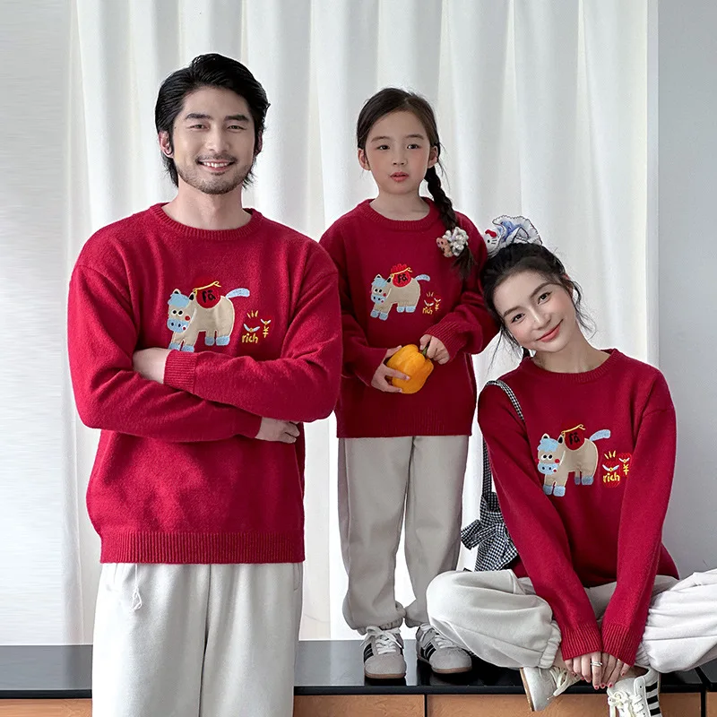 

2026 Chinese New Year Horse Family Matching Sweaters Red Knitwear Parents Kids Outfit Christmas Gift Mother Son Daughter Father