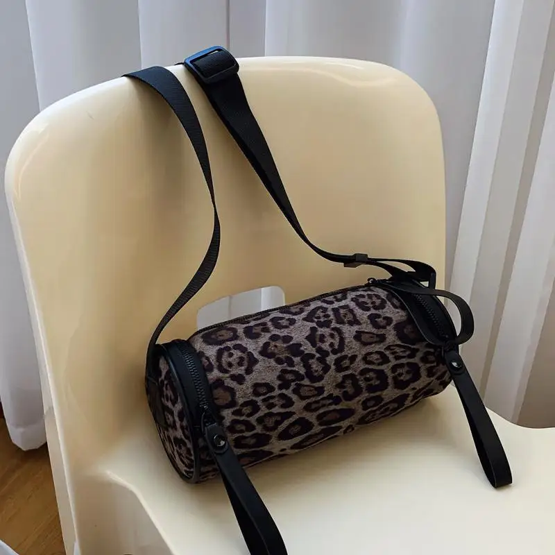 

Ele Leopard Print Crossbody Bag Women's Casual Sle Faion Trend Soft Polyester Zipper Closure round Cylinder Bag