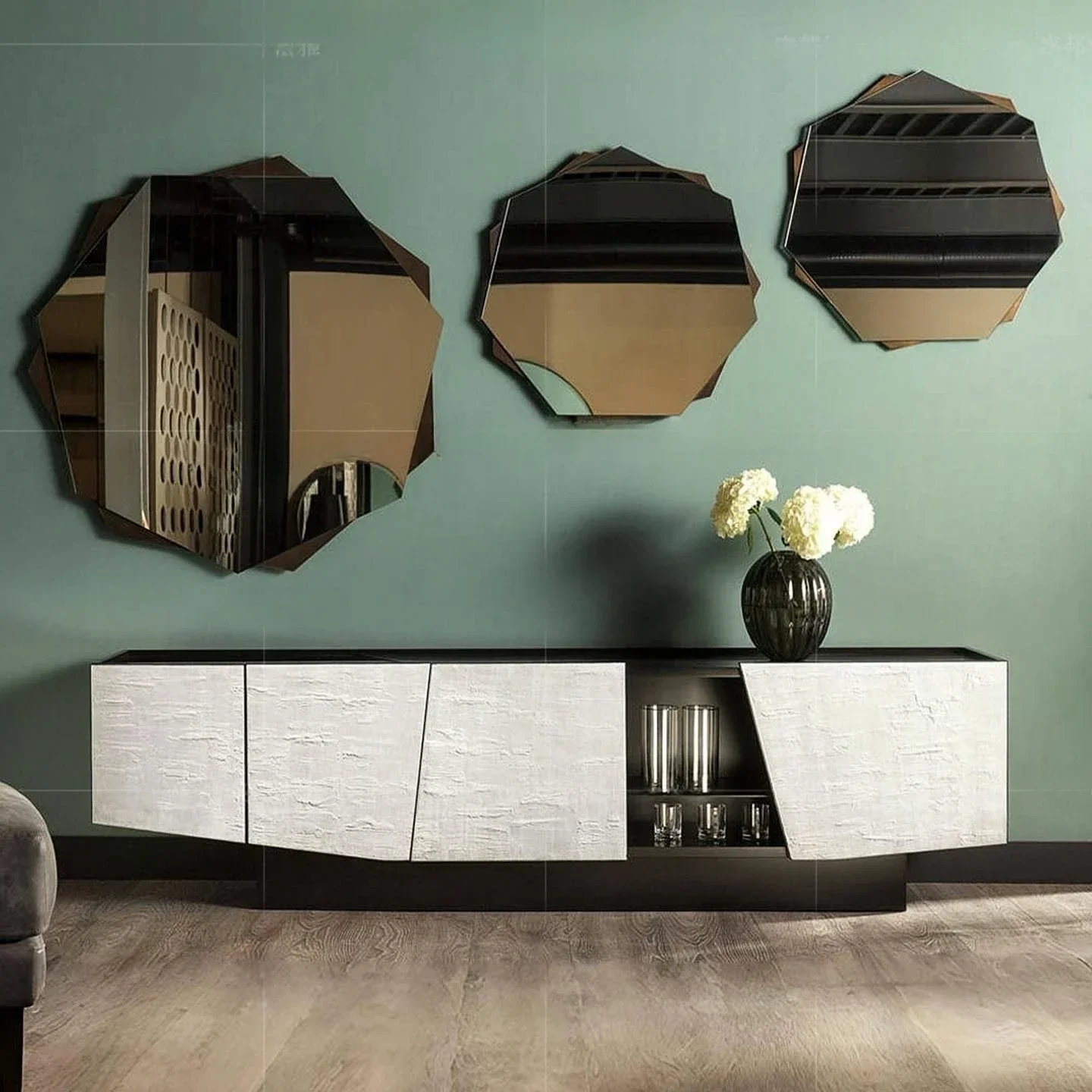 Italian solid wood TV cabinet, floor-to-ceiling light luxury high-end modern irregular, glass locker