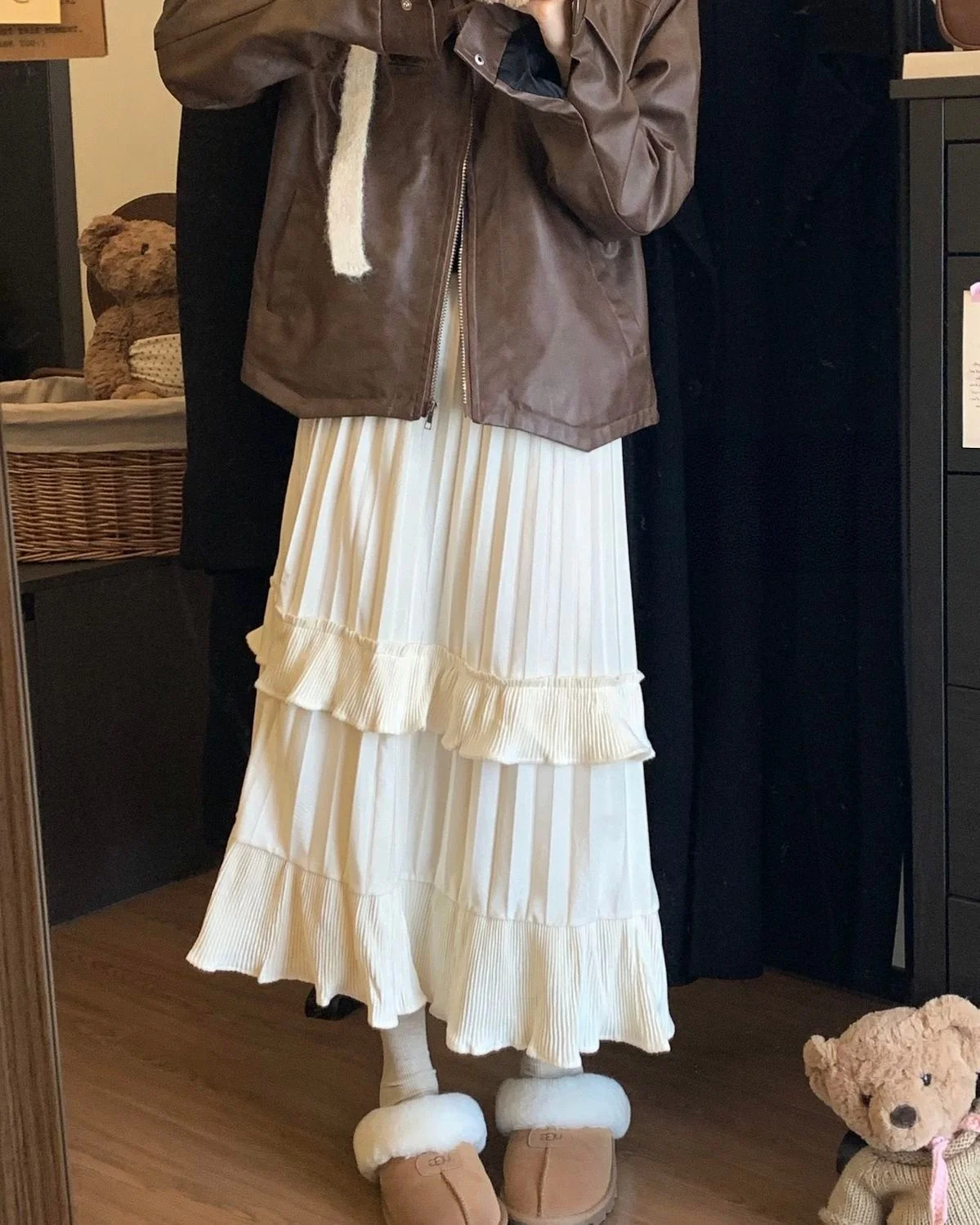Herbst-Winter-Cord-Midi-Röcke für Damen, lässige Retro-Rock mit mehreren Lagen, einfarbiger, plissierter A-Linien-Rock, modischer koreanischer Stil. – Detail 5