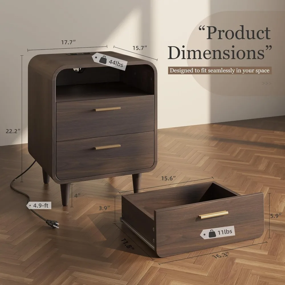 منضدة حديثة من منتصف القرن مع قاعدة شحن، وطاولة بجانب السرير مع درجين وأرفف مفتوحة، وطاولة جانبية وطاولة نهائية