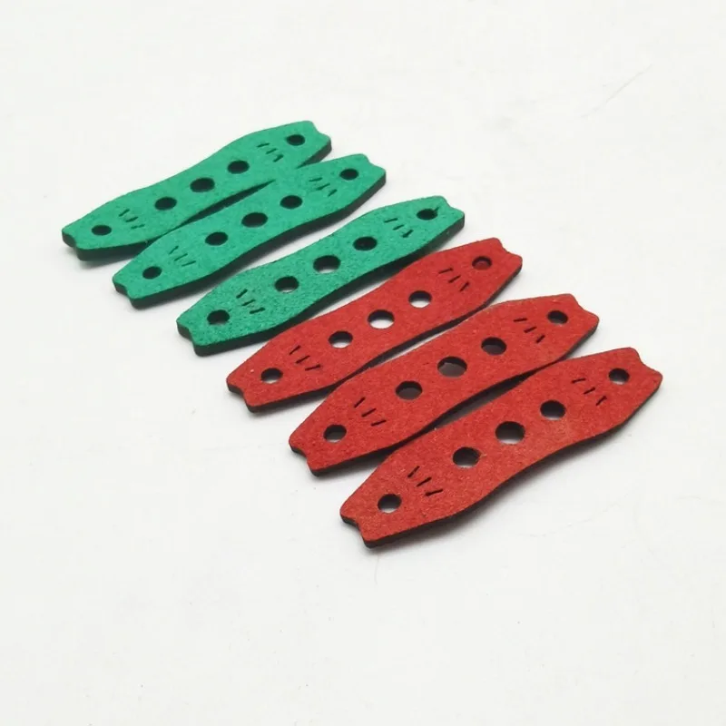 300pcs Mircofiber Slingshot Pouches Leather Pocket Slingshot Flat Rubber Band 1.8mm Thick 3-hole Positioning Leather Pocket