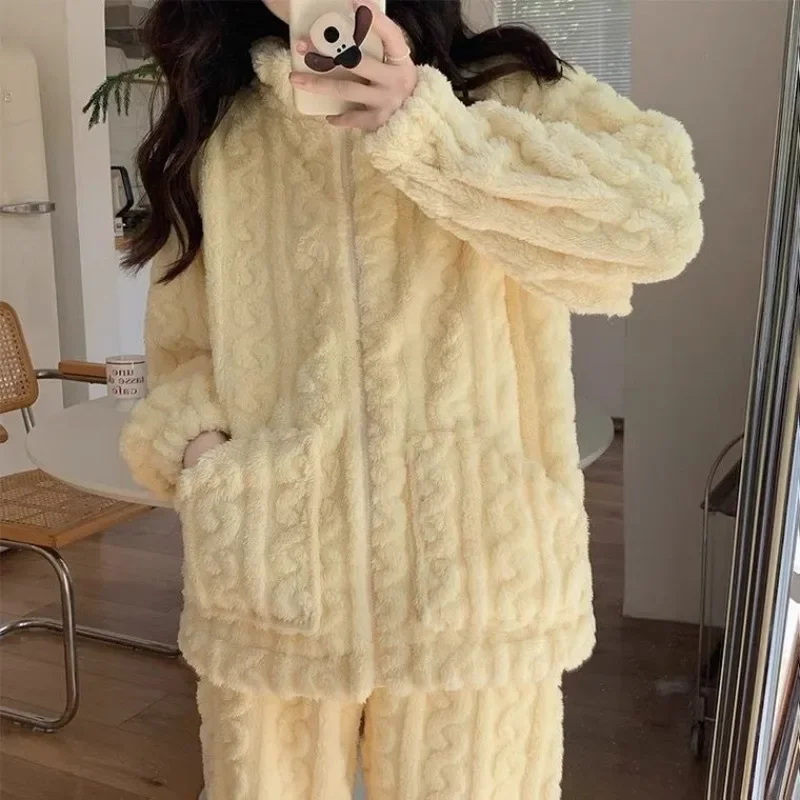 Coral Velvet Pajamas for Women Autumn Winter with Velvet Thick Zipper Loungewear Cream Yellow Stand Collar Can Be Worn Outside