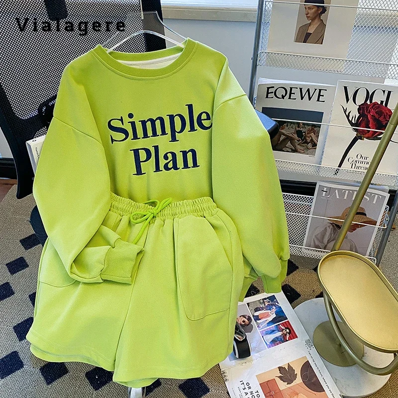 

2024 Summer Casual Green Letter Print Two-piece Set Women Long Sleeve O-neck Top + Elastic Waist Shorts Y2K Sports Shorts Set