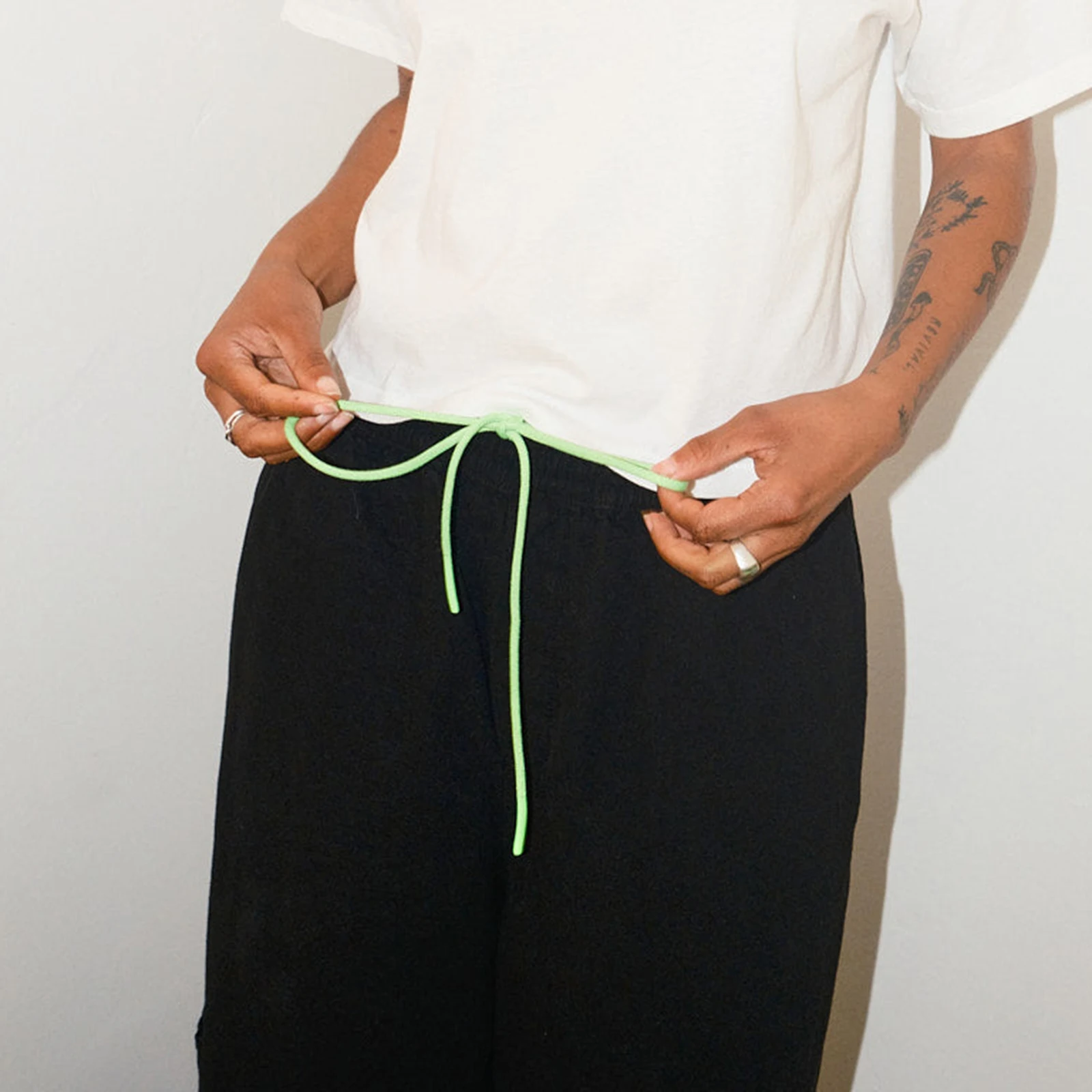 Dourbesty Frauen Herbst Vintage Baggy Jeans Hohe Taille Breite Bein Hosen Jeans Y2K Punk Elastische Taille Denim Tasche Hosen Hosen