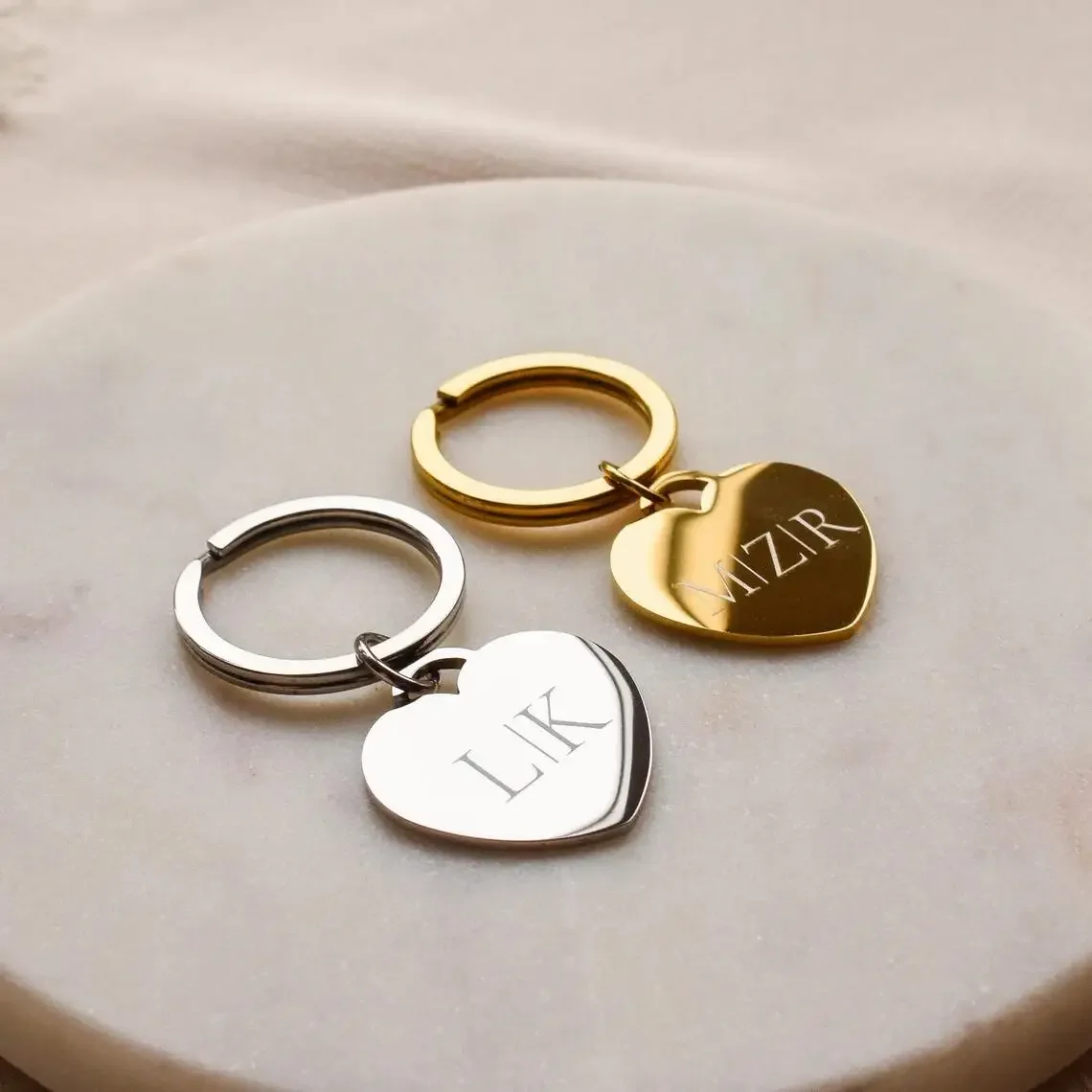 Personalized Keychain Heart Round Tag Gold Silver Stainless Steel Polished Women Custom Name Key Ring Engraved Keyring