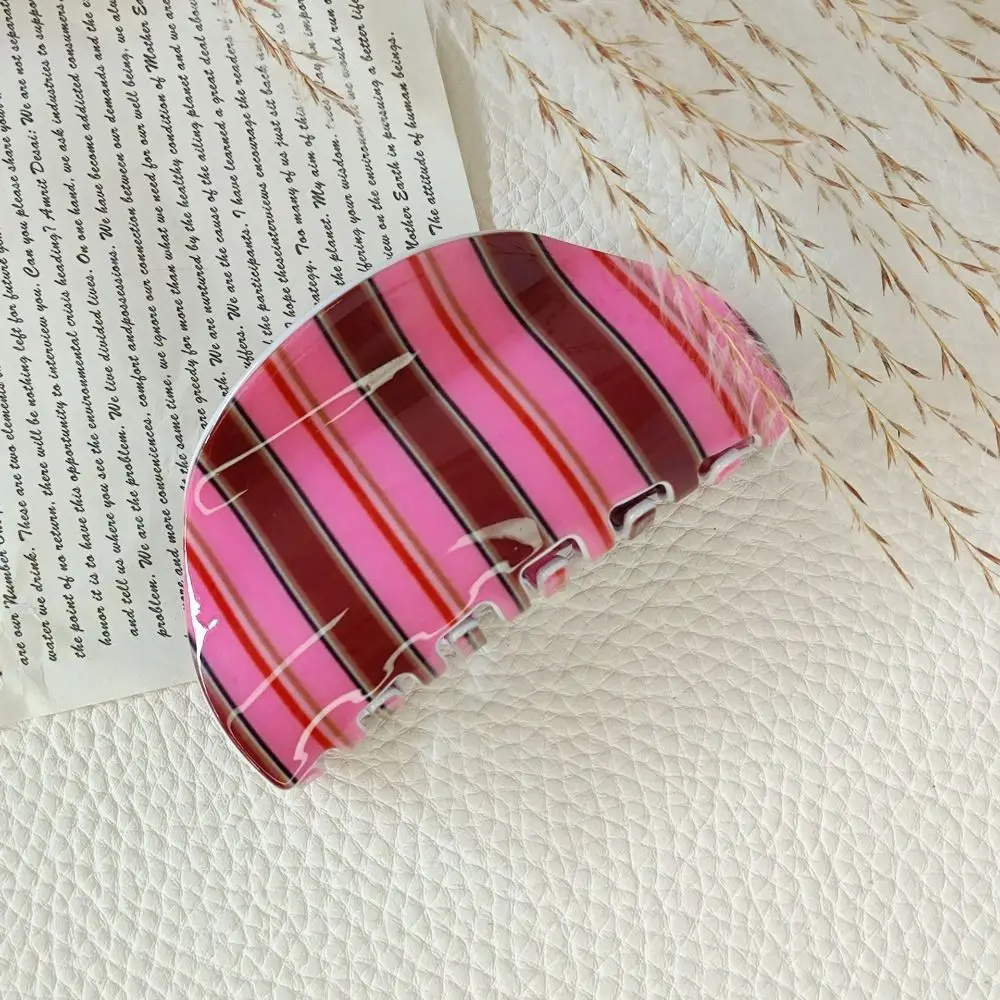 New Stripe Design Acetate Hair Claw Semicircle Minimalist Hair Clip Strong Hold Elegant Shark Clip Women