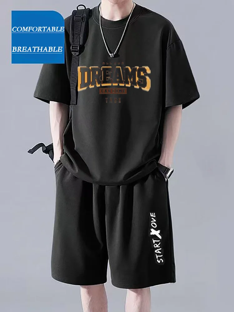 A Short-sleeved T-shirt for Men's Summer Fashion in 2025, Light, Breathable and Quick-drying, A Comfortable Choice for Summer