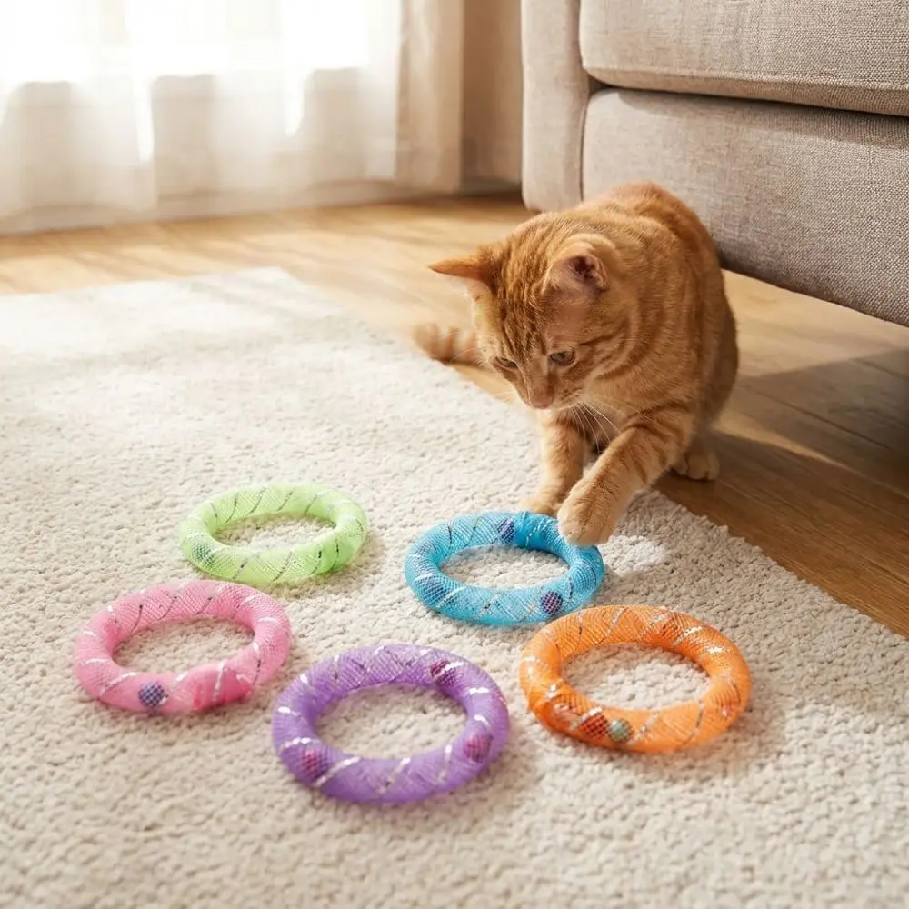5er-Set Glocken-Kreisglocken für Katzen: Weiche, bissfeste, interaktive Katzenspielzeuge mit bunten Federn und Gitterrohr – Detail 2