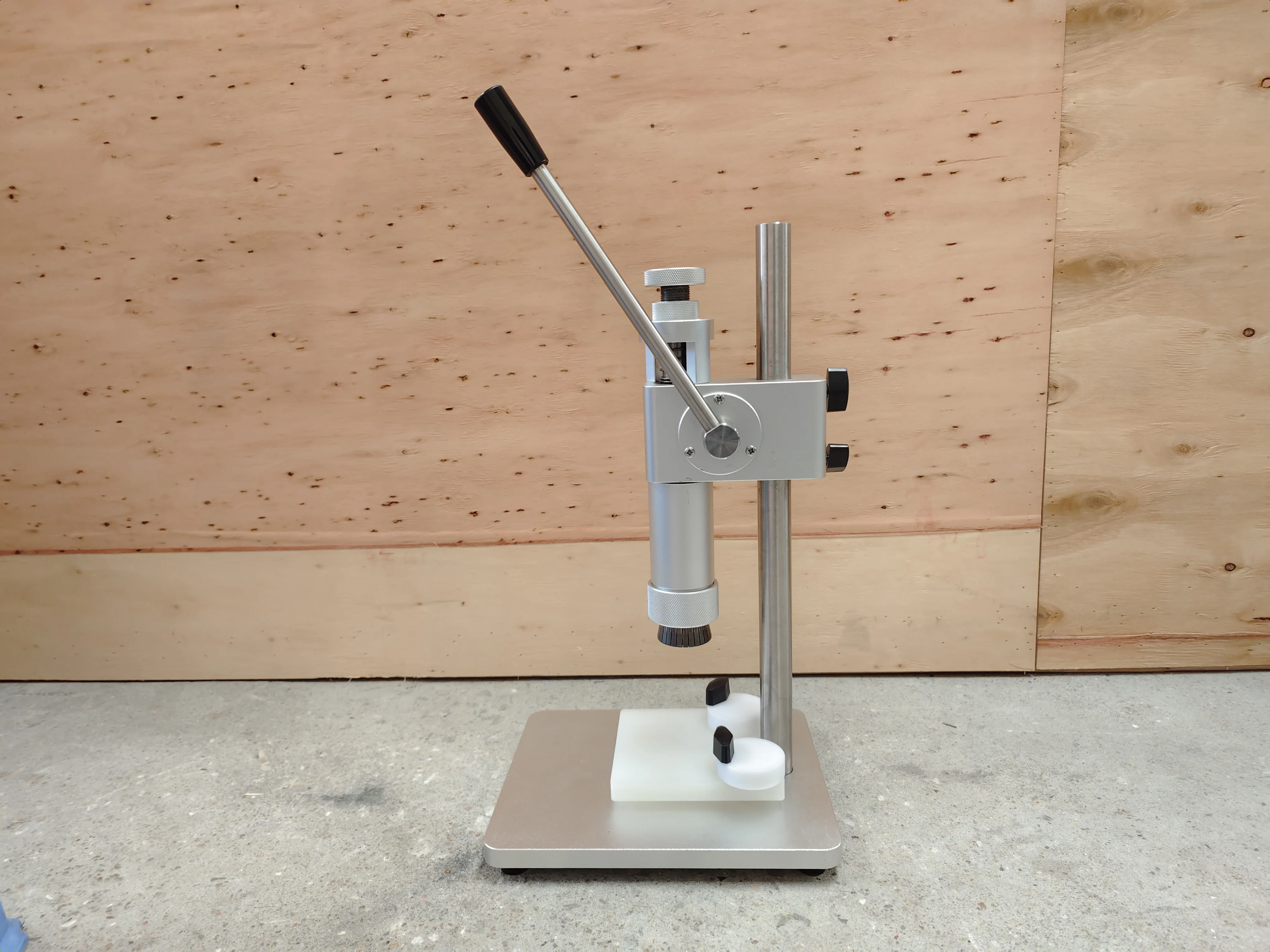 Manual Perfume Bottle Crimper Perfume Bottle Crimping Hand Tools Perfume Bottle Cap Sealing Machine