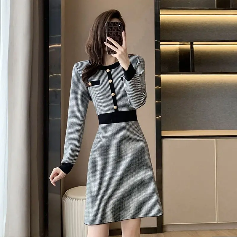 Women\'s Autumn Winter Graceful Plaid Mini Knit Dress Lady Slim Patchwork Long Sweater Dresses 2024 New Elegant Knitwear Female