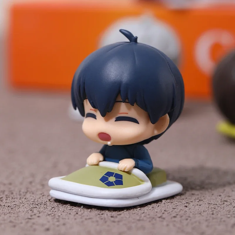 Isagi Yoichi النوم النمذجة شخصيات كرتونية سطح المكتب زخرفة عمل نموذج لجسم اللعب #4