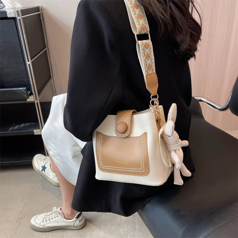 Bucket Bags For Women Famous Brands Handbags 2023 Trend Designer Luxury Leather Shoulder Bag Crossbody White Bolsas Para Mujeres