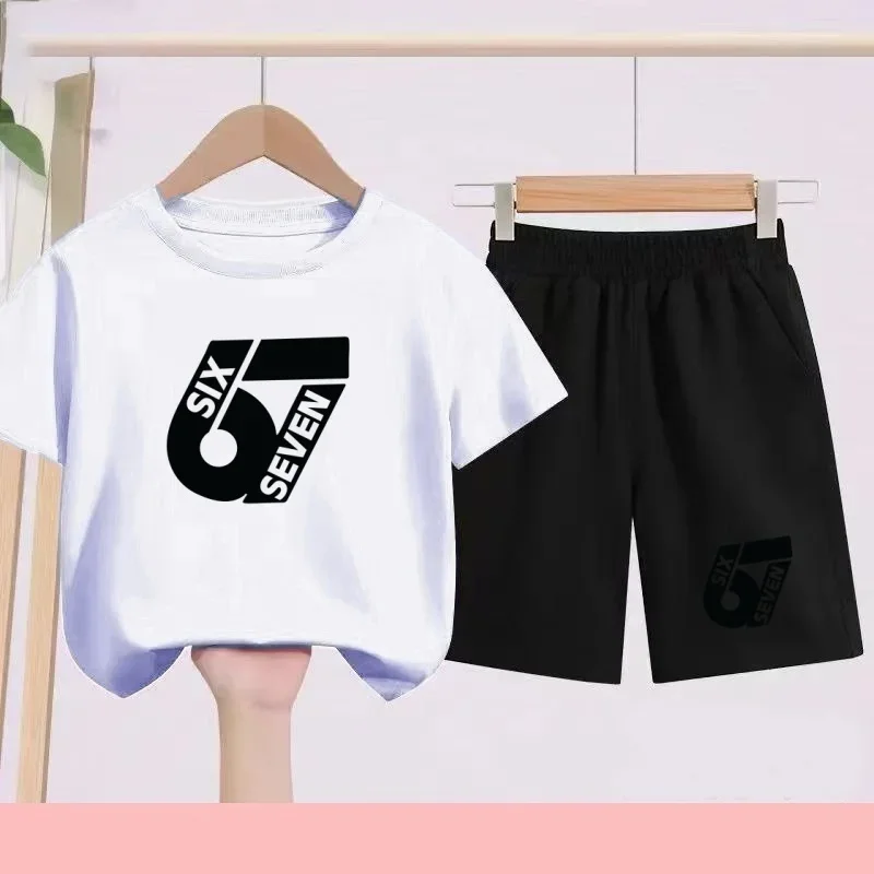 

Ensemble de vêtements de sport pour enfants: ensemble T-shirt à manches courtes et short imprimé 67, idéal pour l'été chaud