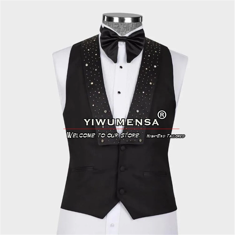 Black Wedding Suits For Men Luxury Metal Embellished Groom Wear Tuxedo Plus Size Beaded Lapel Blazer Vest Pants 3 Pieces Clothes