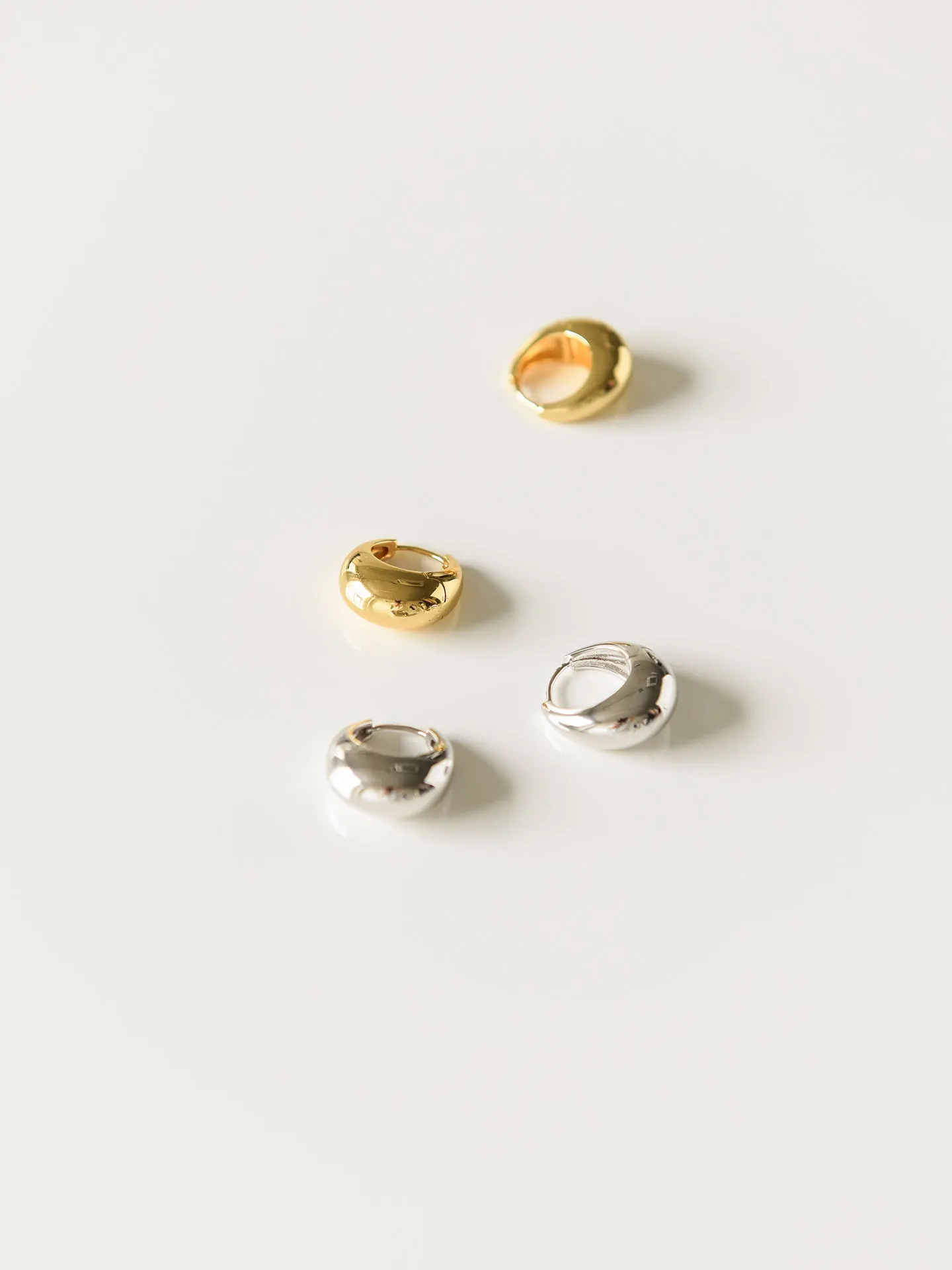 elegant-waterdrop-u-shaped-earrings-versatile-high-intelligence-sensation-fashionable-jewelry-pair-under-200-yuan