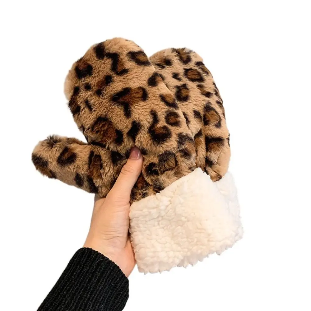 دافئ دافئ ليوبارد طباعة قفازات الرسن تصميم البقرة المطبوعة الخريف قفازات صوف مبطن لينة أصابع كاملة قفازات الطقس البارد