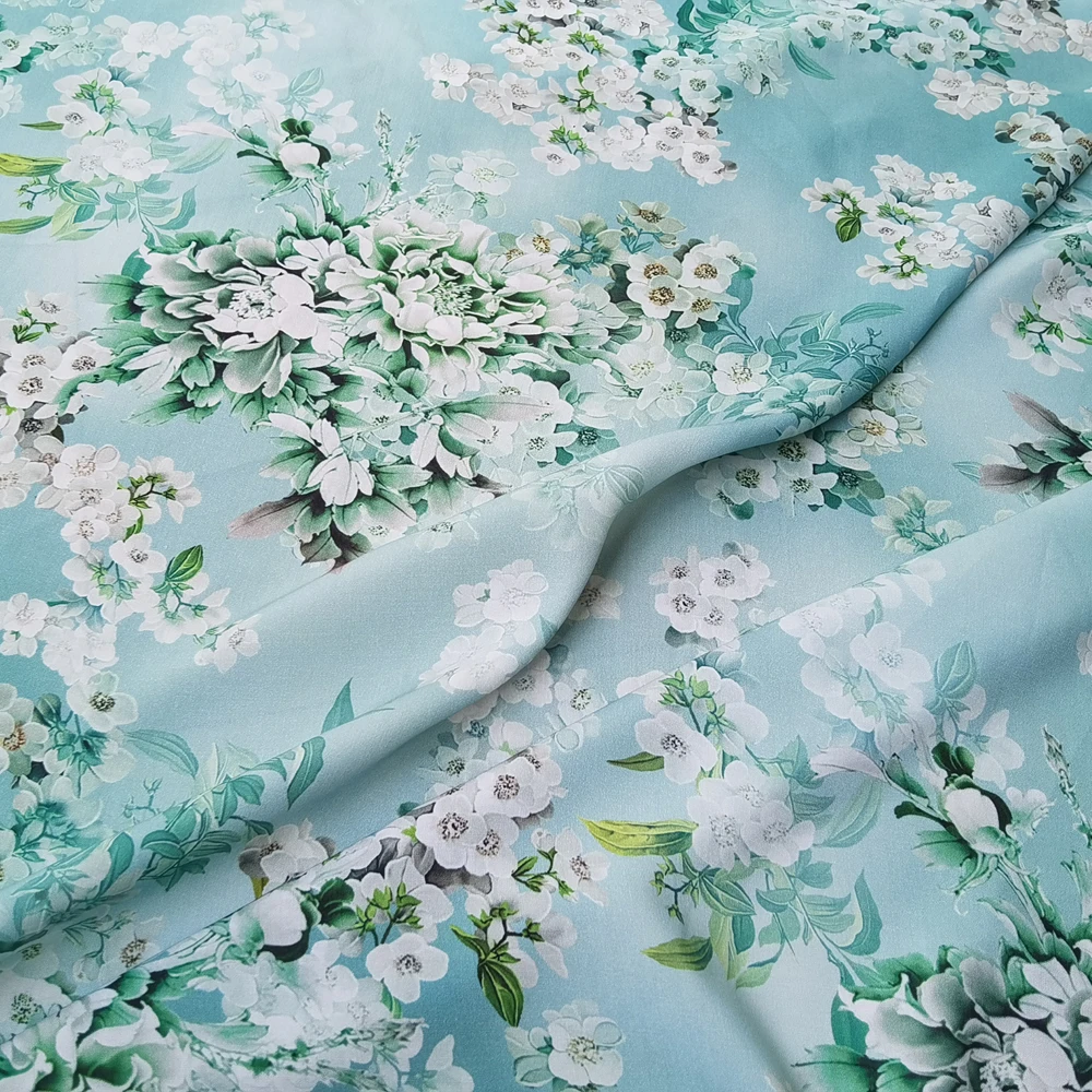 1 meter X 1.4 meter Romantic Floral Fabric Soft Rayon Viscose Material For Gown