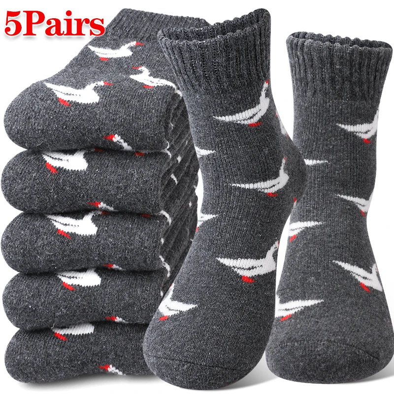 5Pairs Goose Cartoon Wool Socks Winter for Women Thickened Thermal Mid-tube Socks Durable Cozy Crew Socks Against Cold Sports